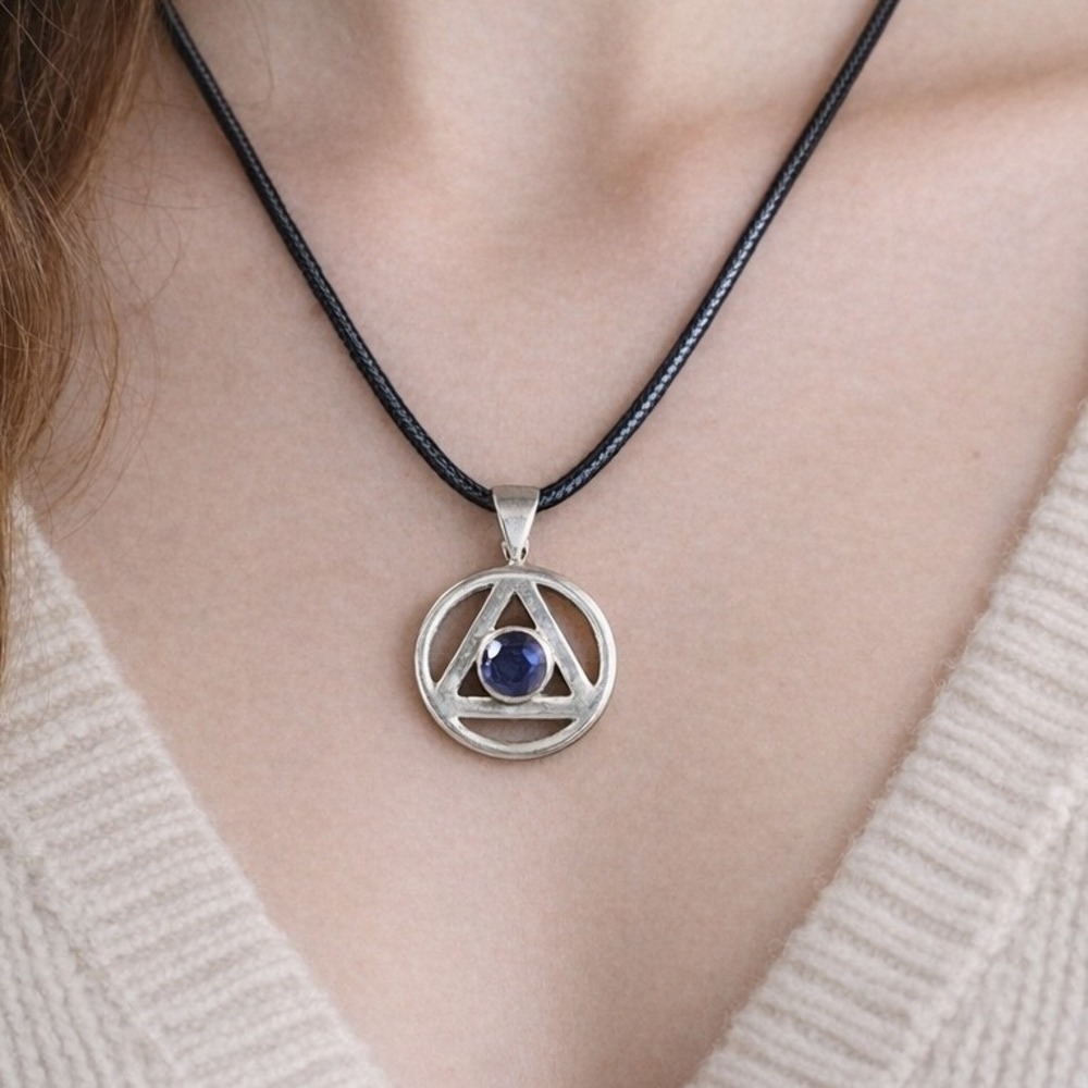Vintage Sterling Silver Triangle Pendant w Purple Stone